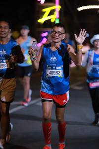 BIB: 0963, 40952
                            <button type="button" onclick="openModal(20349016)" class="btn btn-primary btn-sm float-right btn-popup" data-toggle="modal" data-target=".modal-high-quality">
                        <i class="fas fa-shopping-cart"></i> Add to Cart
                    </button>
                                            <button type="button" onclick="isThisMe(20349016, true)" class="btn btn-success btn-sm float-right btn-popup btn-isme hidden" data-toggle="tooltip" data-placement="bottom" title="นี่คือรูปของคุณใช่ไหม คลิกที่นี่เพื่อเอาเข้าอัลบั้ม">
                        <i class="fas fa-plus"></i> Add to album
                    </button>
                    <button type="button" onclick="isThisMe(20349016, false)" class="btn btn-warning btn-sm float-right btn-popup btn-isnotme hidden">
                        <i class="fas fa-ban"></i> Remove from album
                    </button>